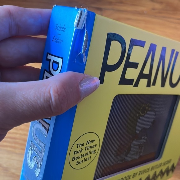 Peanuts Scanimation Book - Picture 3 of 5